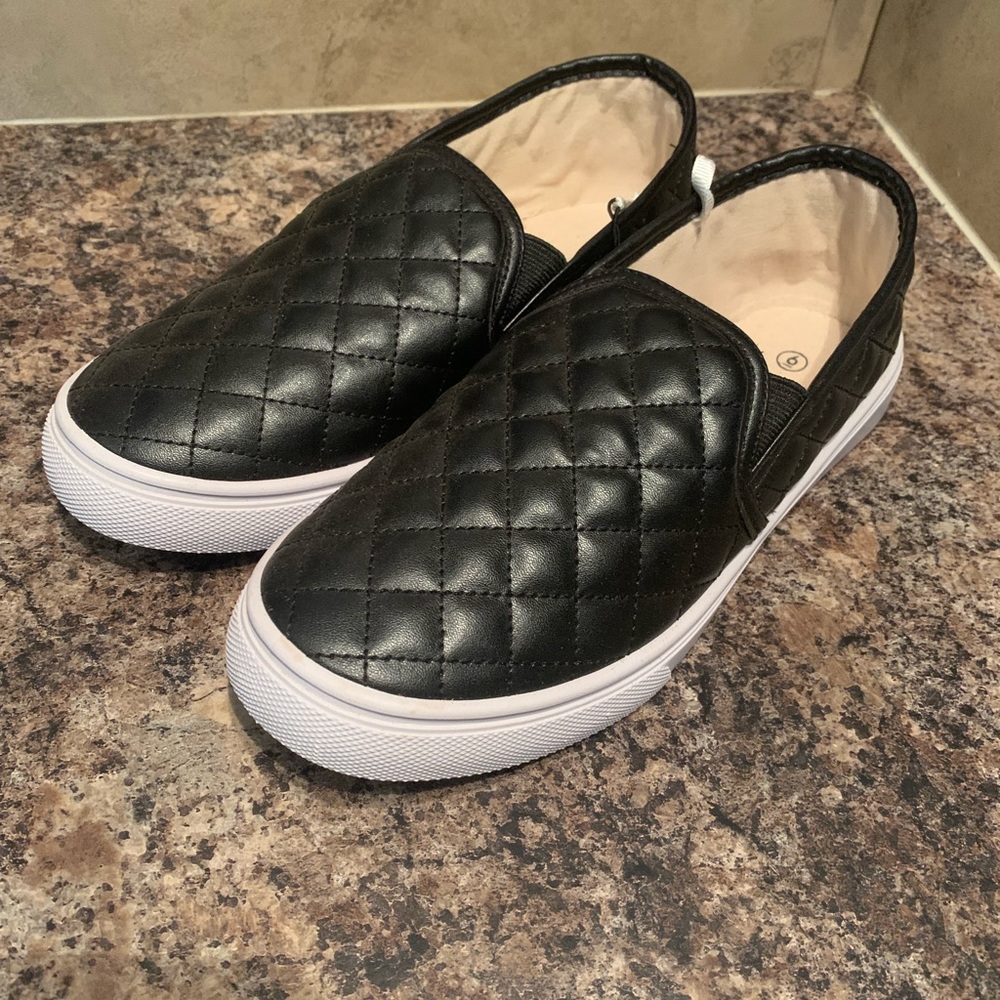 Slip on shoes. Size 6 brand new!
